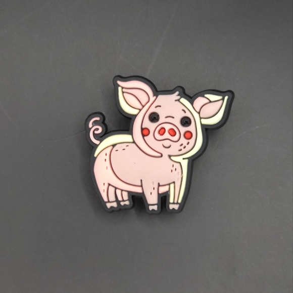 CROCS Other - (5/$15) Pig Croc Charm